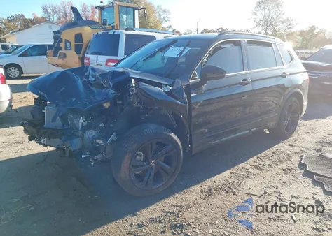 2024 Volkswagen Tiguan 2.0T Se R-Line Black z USA, uszkodzony, nr VIN 3VVCB7AXXRM225694